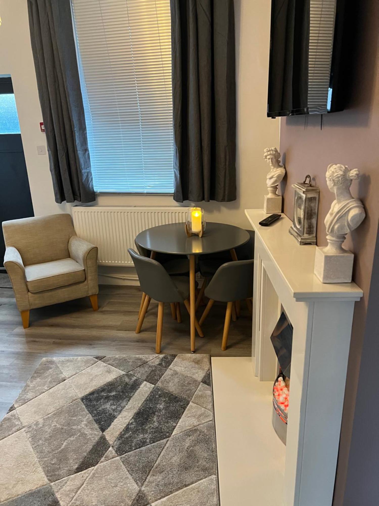 2 Bedroom Town Apartment Ipswich Dış mekan fotoğraf